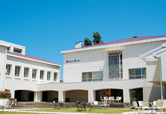清泉女学院大学